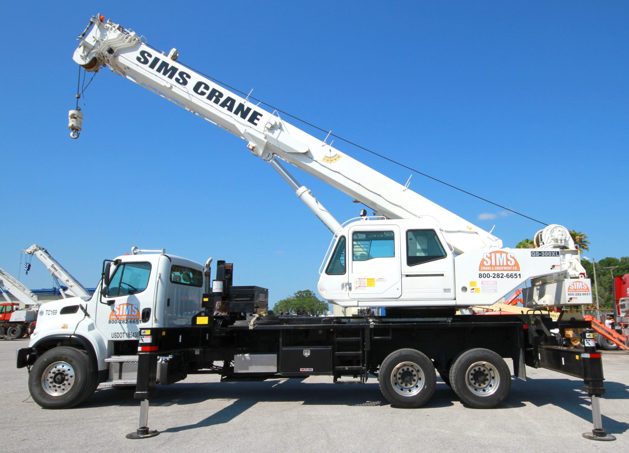 Boom Truck For Tampa Miami Orlando Naples Ft Lauderdale Tallahassee Surrounding Cities